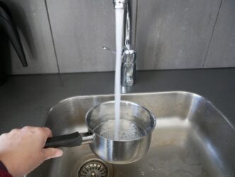 Boende i Kivijärvi behöver koka sitt dricksvatten.